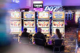 Speed Blackjack live dealer di layar mobile kapitalslot dengan antarmuka action buttons